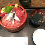 Sushishokudou Ohan - 三色丼（980円）
