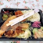 ハッピーランチ - あじフライ定食５００円。