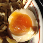 自家製太麺 渡辺 - 半熟味玉