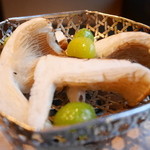 ＨＡＮＡ吉兆 - 松茸と銀杏の蒸し焼き