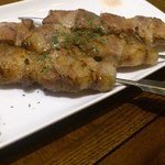 ワインばる Brochette - 豚の串焼き