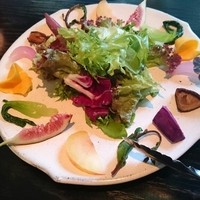ラ・ボンヌターブル - 