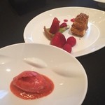 ガストロノミー ジョエル・ロブション - 選ぶのが困難なデザートワゴンの中から、好きなだけ