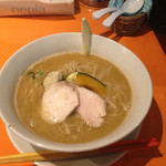 麺屋玉ぐすく - 濃厚鶏白湯