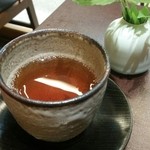 宝泉 - サービスのほうじ茶