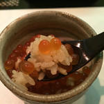 や寿し - すじこの下にはご飯