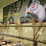 Hong Kong Disneyland Hotel - 