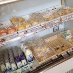 ひがしもこと乳酪館 - 乳製品いろいろ