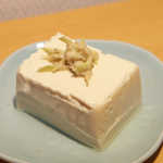 小口わさび店 - 冷奴＋わさび漬け。手軽な酒のつまみとして好適