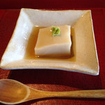 Suzu hana - 胡麻豆腐