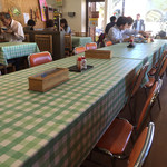 おっ母さんの一膳めし屋 - ⚫︎客席をパシャ
