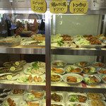 おっ母さんの一膳めし屋 - ⚫︎おかずケース  その１