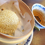 蛍 - 胡麻団子とジャスミン茶