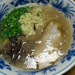 拉麺エルボー - 持ち帰りラーメン550円・別アングル（2015.9）