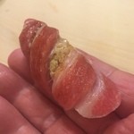 初音鮨 - 大トロ　