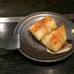 TEPPAN職人 - 2015/10/9 お通しです。 ジャガイモのバター焼き(300円)。 美味しいです( *｀ω´) とっても(=ﾟωﾟ)ﾉ