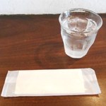 E’s cafe - お出迎え　カウンター