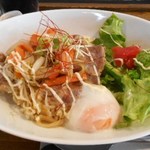 E’s cafe - ランチ：豚肉のエスニックごはん