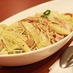 Rupan - 旬の野菜の塩パスタ。旬の食材が手に入ると、メニューに記載ない料理も出させていただきます。（店内掲示）