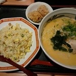 のっぴんらー麺 - 半チャーハンセット