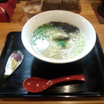 麺や 琥張玖 - 厚岸のアサリと牡蠣の塩らーめん