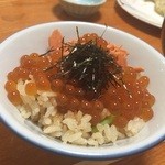 郷土風味 魚来亭 - 2015.10追加　イクラご飯..お米も味付きっす