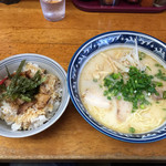 Chirimen Ya - とんこつラーメンと特製焼豚丼