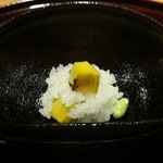 豪龍久保 - 確かに、お腹落ち着けるのにいいですね。秋らしい飯蒸し。