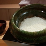豪龍久保 - 綺麗なご飯すね。ぬぉっ隣のイクラちゃんが見えんとです。