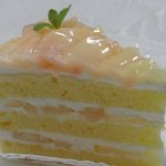 リリエンベルグ - ２０１０年桃のショートケーキがスタート。