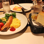 Swan House - ヘイスティングズブレックファースト　　2,200円
            