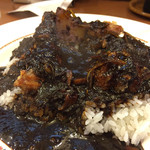 ラホール - 【料理】カラ揚げ ブラックカレー 800円 （5辛）