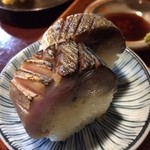 い草製麺所 - 鯖寿しは肉厚!