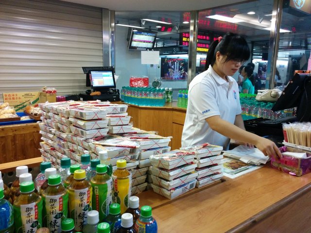 臺鐵便當本舗 4號店 台北駅周辺 弁当 食べログ 臺鐵便當本舗 4號店 台北駅周辺 弁当 食べログ
