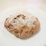 ブーランジェリーキャセロール - クランベリークルミ。量り売り。344円税抜