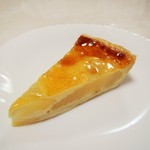 ブーランジェリーキャセロール - 洋梨のタルト。362円税抜