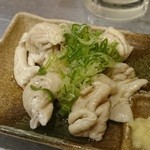 もつ焼きばん - しろもつ刺し旨っ（￣□￣；）！！