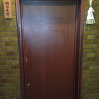野口太郎 - ビルの三階にあるお店の入り口＝店構え