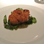 ラ・トルテュ - リ・ド・ヴォーのポワレとポロ葱　ソース・グリヴィッシュ