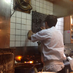 夢乃家 - 本日のお品書き、記入中