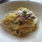 ミッレフィオーレ - ポルチーニ茸とミラノサラミのクリームソース