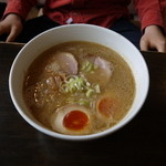 ふらり - 料理写真:豚骨醤油ラーメン味玉入り