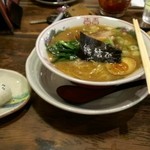 白馬童子 - しあわせラーメン+ニラ&おにぎり&餃子