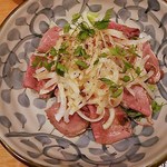 ローストビーフサラダ・やわらかなローストビーフが・・。