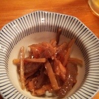 丸萬寿司 - 付きだしのきんぴらごぼう