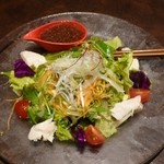 炭火焼鳥 Arata - おまかせサラダ。