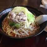 金の豚 - 山盛極太豚ラーメン