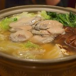 牡蠣と日本酒 四喜 - 絶品！牡蠣鍋
