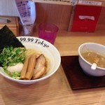 つけめん舎一輝Anjo - 2015/08/29つけ麺全部のせ