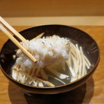 吉い - 大きな鱧が入ってます